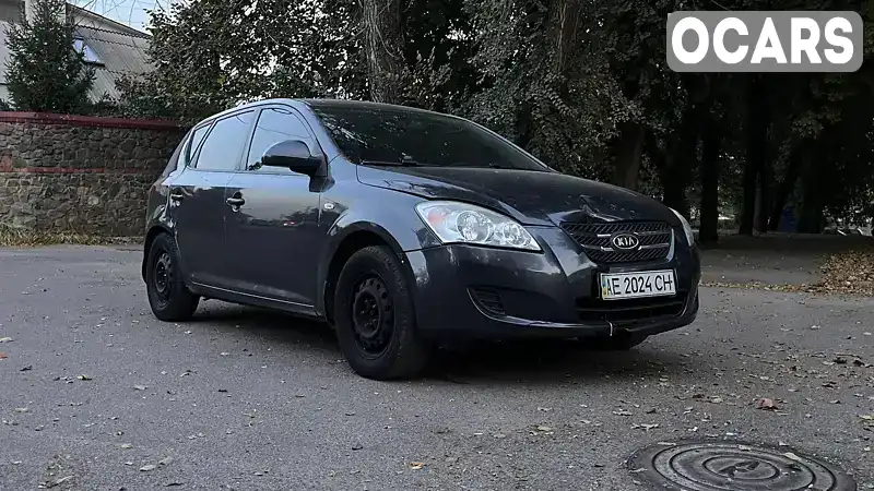 Хетчбек Kia Ceed 2008 1.4 л. Ручна / Механіка обл. Дніпропетровська, Дніпро (Дніпропетровськ) - Фото 1/14