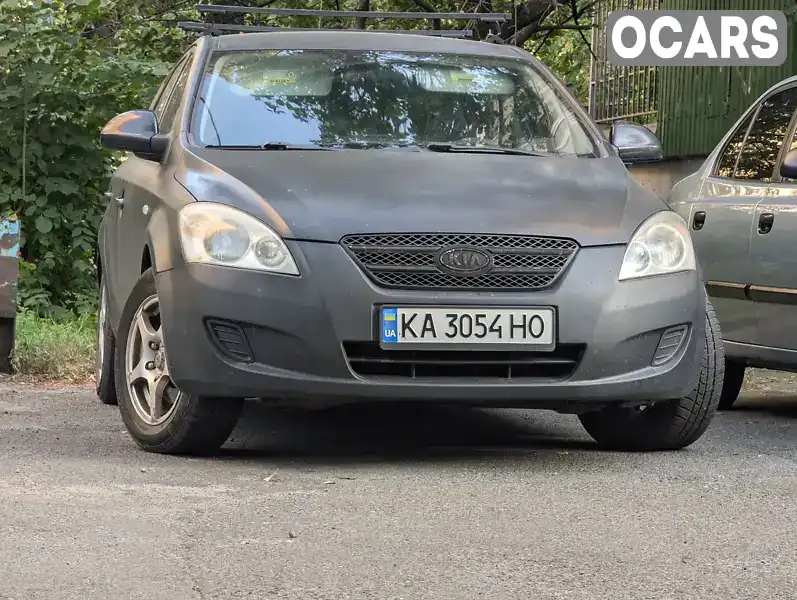 Хетчбек Kia Ceed 2008 1.4 л. Ручна / Механіка обл. Київська, Київ - Фото 1/3