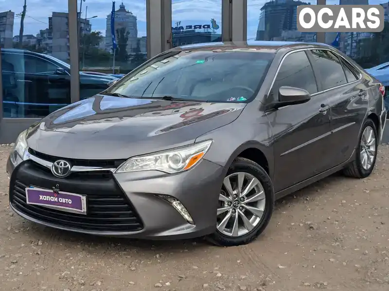 Седан Toyota Camry 2017 2.5 л. Автомат обл. Київська, Київ - Фото 1/21