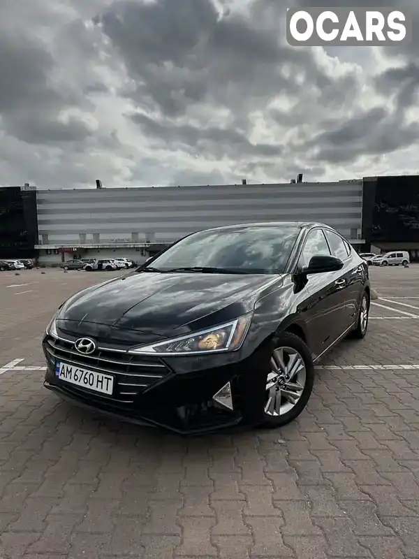 Седан Hyundai Elantra 2018 2 л. Автомат обл. Житомирська, Житомир - Фото 1/21