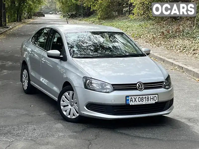 Седан Volkswagen Polo 2012 1.6 л. Ручна / Механіка обл. Харківська, Харків - Фото 1/21