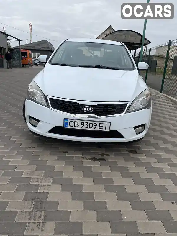 Хетчбек Kia Ceed 2010 1.58 л. Ручна / Механіка обл. Чернігівська, Ічня - Фото 1/10