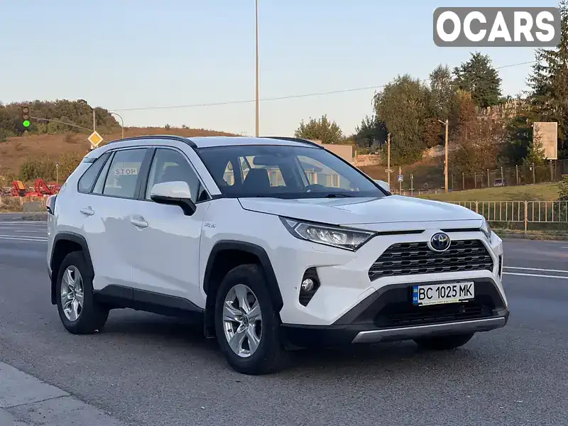 Позашляховик / Кросовер Toyota RAV4 2020 2.49 л. Автомат обл. Львівська, Львів - Фото 1/21