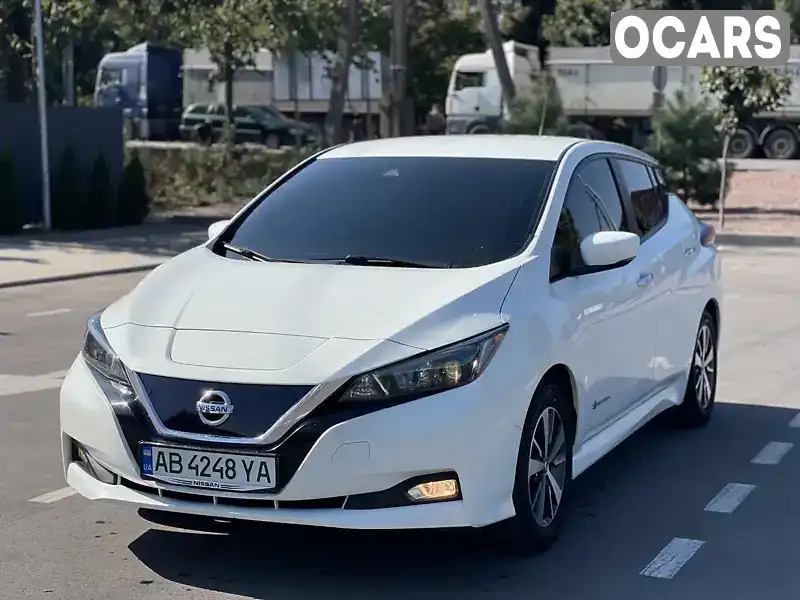 Хетчбек Nissan Leaf 2018 null_content л. Типтронік обл. Вінницька, Вінниця - Фото 1/14