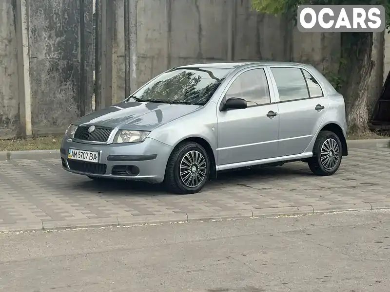 Хэтчбек Skoda Fabia 2006 1.2 л. Ручная / Механика обл. Полтавская, Лубны - Фото 1/21