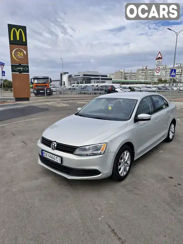 Седан Volkswagen Jetta 2010 2.5 л. Автомат обл. Київська, Київ - Фото 1/21