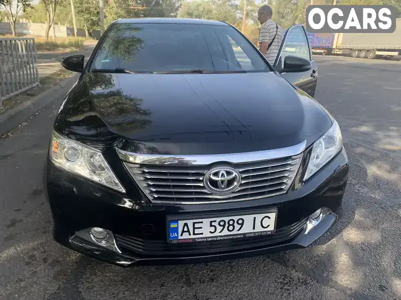 Седан Toyota Camry 2014 2.49 л. Автомат обл. Дніпропетровська, Дніпро (Дніпропетровськ) - Фото 1/21