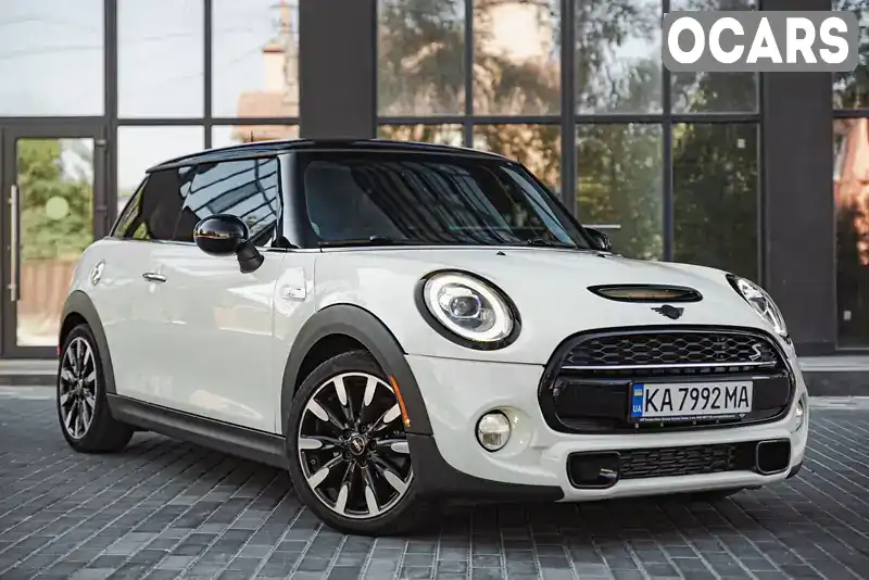 Хэтчбек MINI Hatch 2019 2 л. Автомат обл. Киевская, Киев - Фото 1/21