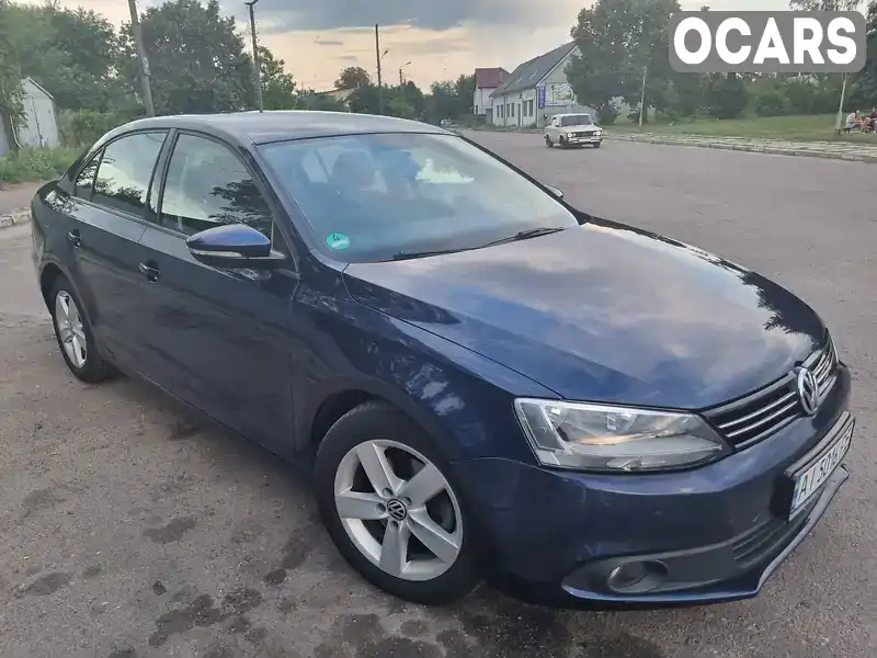 Седан Volkswagen Jetta 2011 1.39 л. Автомат обл. Київська, Київ - Фото 1/8