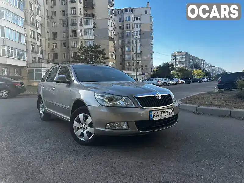 Універсал Skoda Octavia 2009 2 л. Ручна / Механіка обл. Запорізька, Запоріжжя - Фото 1/10