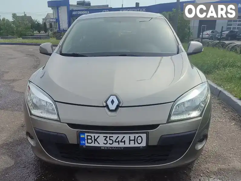 Хетчбек Renault Megane 2011 1.46 л. Ручна / Механіка обл. Рівненська, Сарни - Фото 1/19