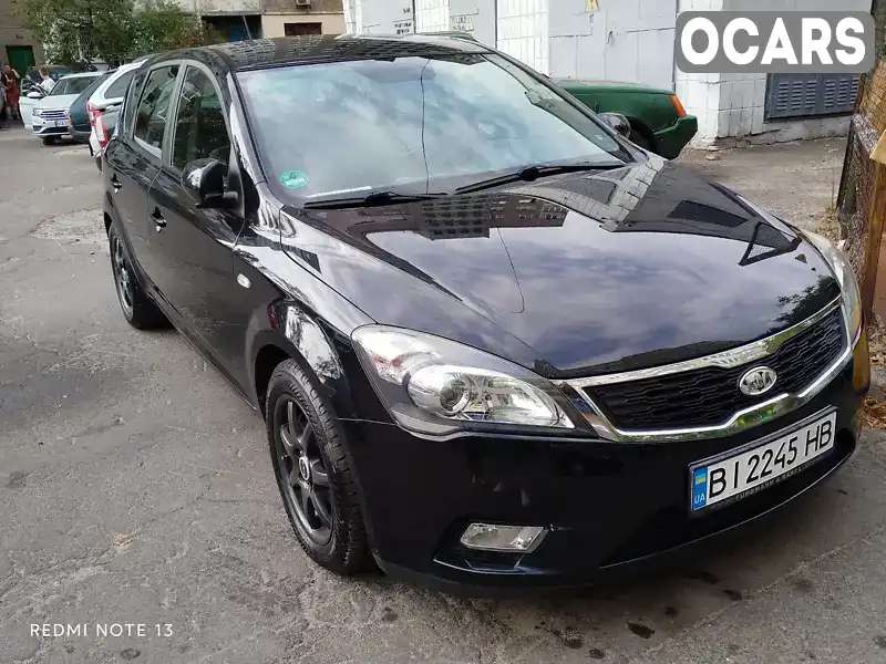 Хетчбек Kia Ceed 2010 1.4 л. Ручна / Механіка обл. Київська, Київ - Фото 1/21