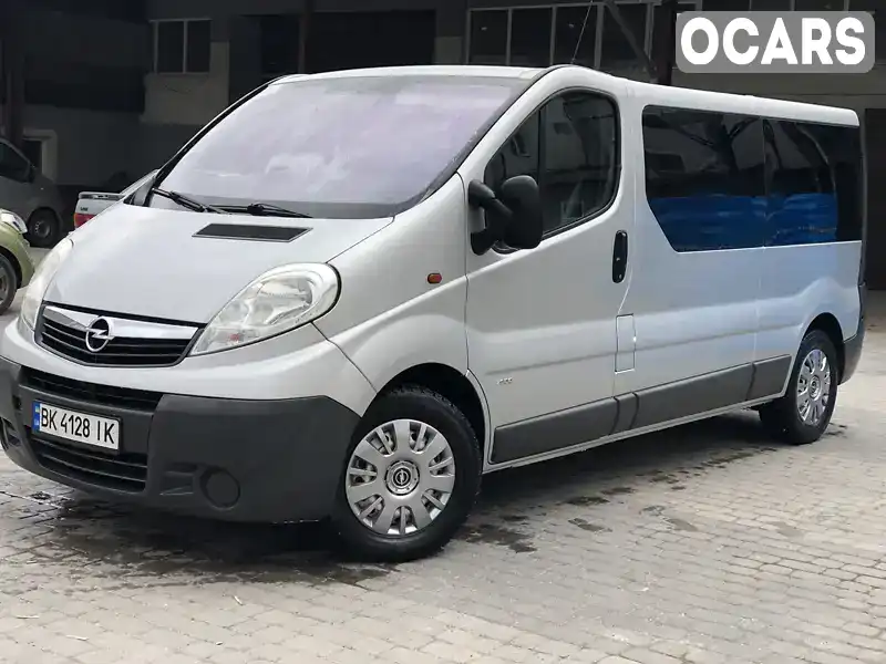 Мінівен Opel Vivaro 2013 2 л. Ручна / Механіка обл. Рівненська, Сарни - Фото 1/21