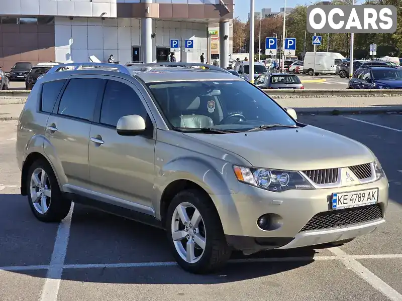 Позашляховик / Кросовер Mitsubishi Outlander XL 2008 2.36 л. Автомат обл. Вінницька, Вінниця - Фото 1/21