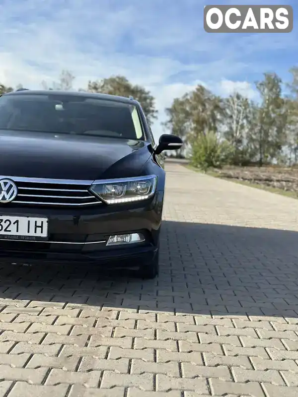 Универсал Volkswagen Passat 2017 1.6 л. Автомат обл. Черновицкая, Черновцы - Фото 1/21