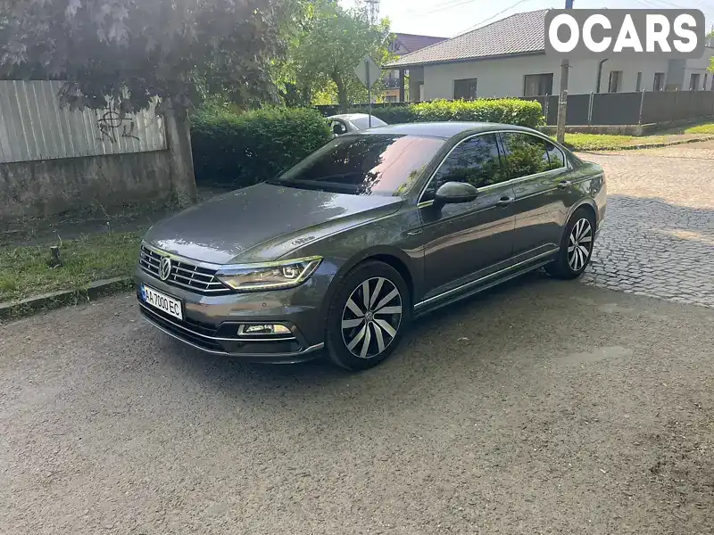 Седан Volkswagen Passat 2017 2 л. Автомат обл. Закарпатська, Ужгород - Фото 1/21