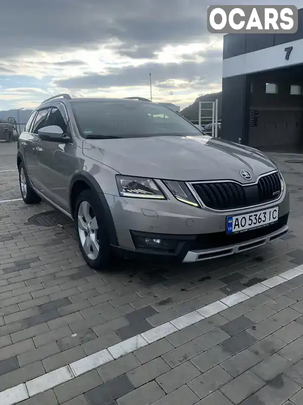 Универсал Skoda Octavia Scout 2018 1.97 л. Автомат обл. Закарпатская, Ужгород - Фото 1/21