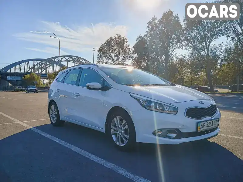 Универсал Kia Ceed 2013 1.58 л. Автомат обл. Киевская, Киев - Фото 1/21