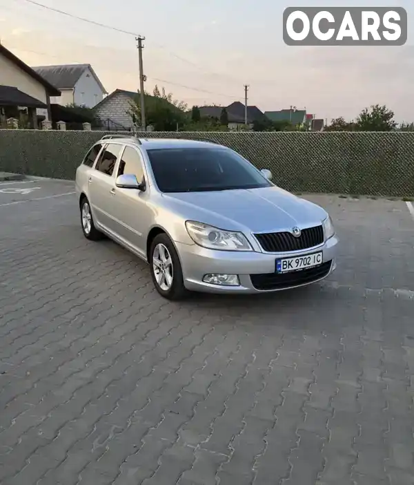 Универсал Skoda Octavia 2013 1.6 л. Ручная / Механика обл. Ровенская, Ровно - Фото 1/16