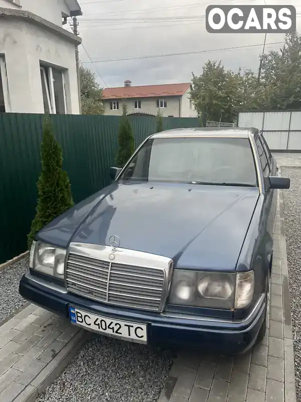 Седан Mercedes-Benz C-Class 1993 2.2 л. Ручна / Механіка обл. Львівська, Буськ - Фото 1/12