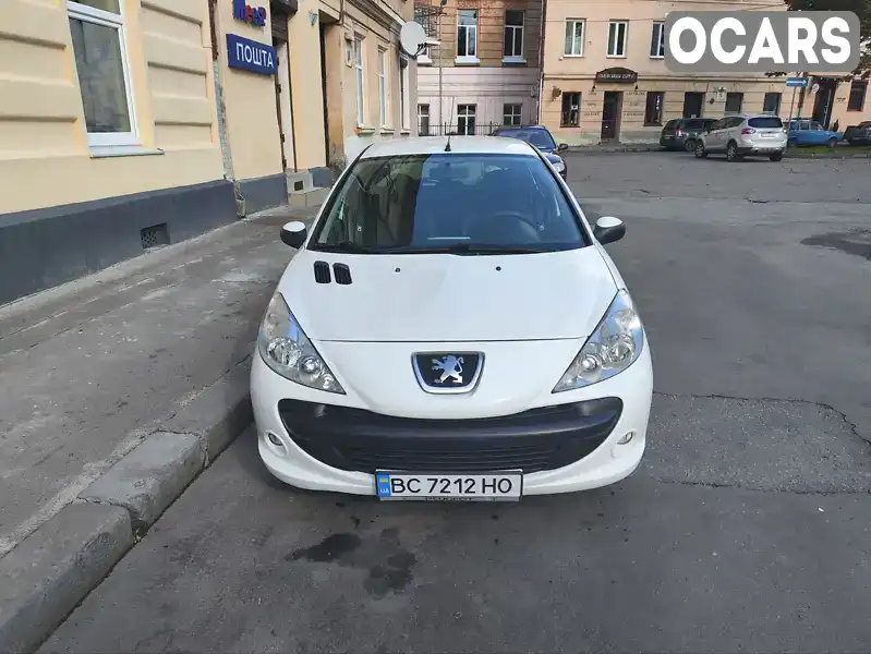 Хэтчбек Peugeot 206 2012 1.4 л. Ручная / Механика обл. Львовская, Львов - Фото 1/21