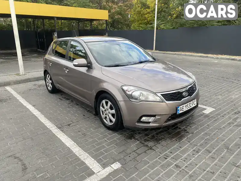 Хетчбек Kia Ceed 2009 1.59 л. Ручна / Механіка обл. Дніпропетровська, Дніпро (Дніпропетровськ) - Фото 1/9