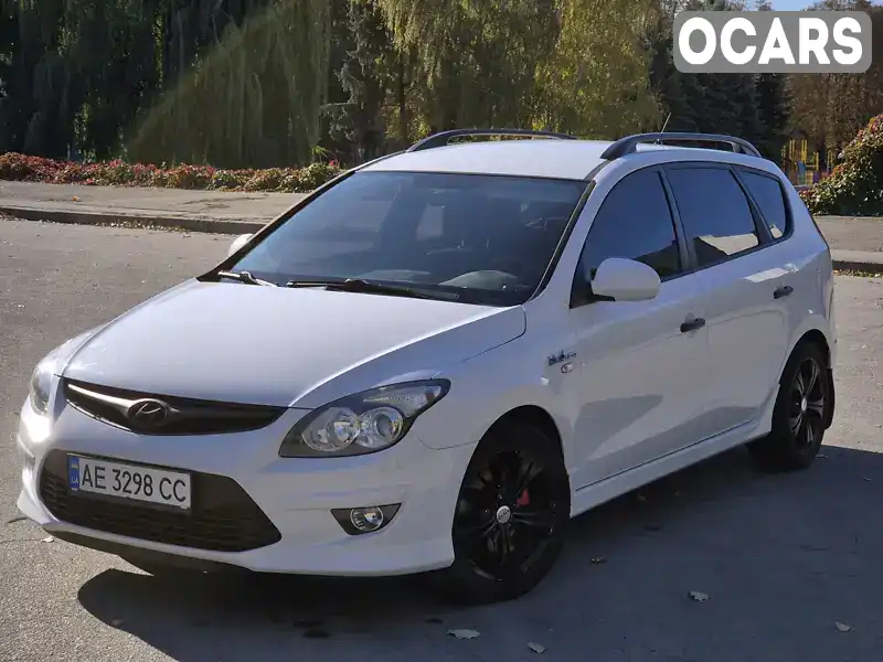 Універсал Hyundai i30 2011 1.4 л. Ручна / Механіка обл. Дніпропетровська, Кривий Ріг - Фото 1/14