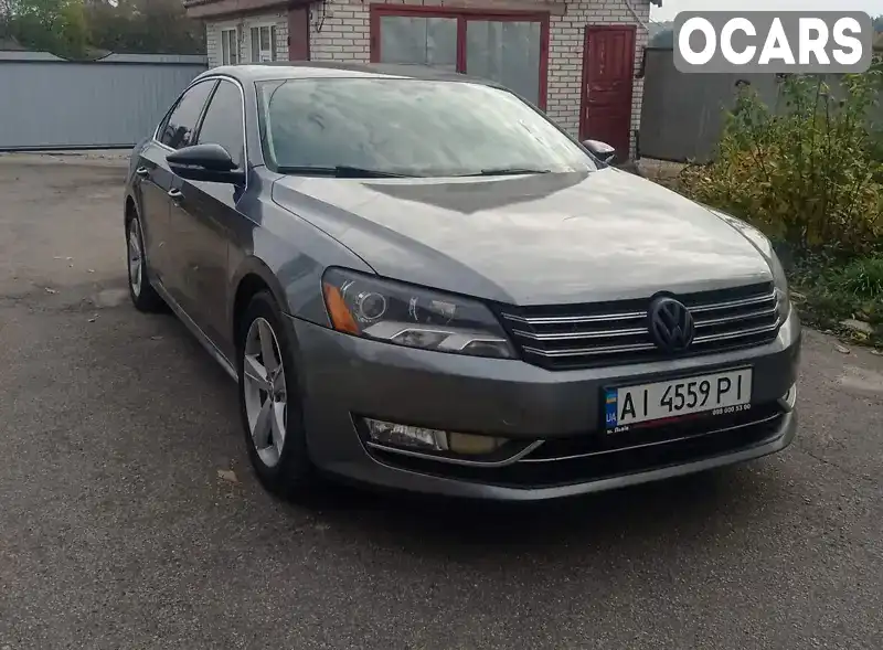 Седан Volkswagen Passat 2012 2.5 л. Автомат обл. Київська, Богуслав - Фото 1/16